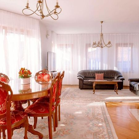 Beautiful Duplex In Heart Of Old Town - Free Parking Apartment Сараево Екстериор снимка