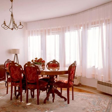 Beautiful Duplex In Heart Of Old Town - Free Parking Apartment Сараево Екстериор снимка