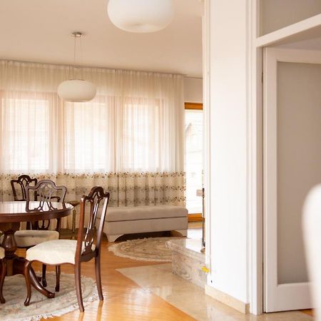 Beautiful Duplex In Heart Of Old Town - Free Parking Apartment Сараево Екстериор снимка