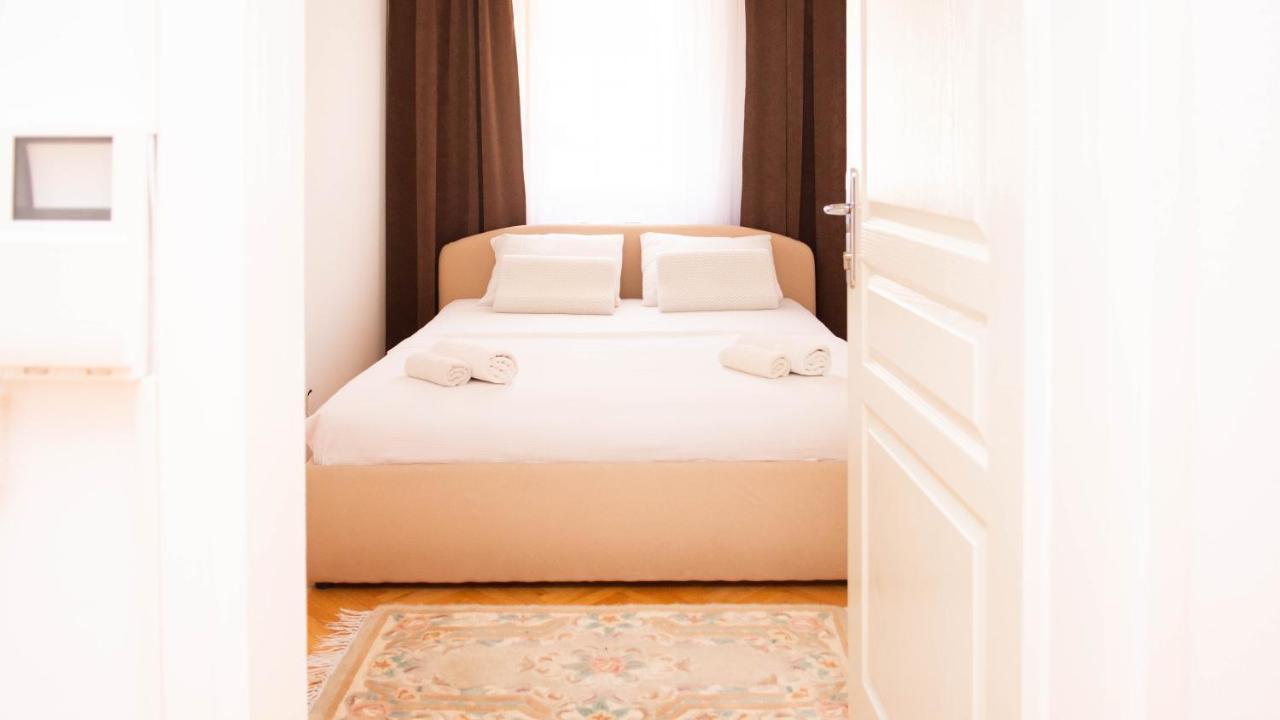 Beautiful Duplex In Heart Of Old Town - Free Parking Apartment Сараево Екстериор снимка