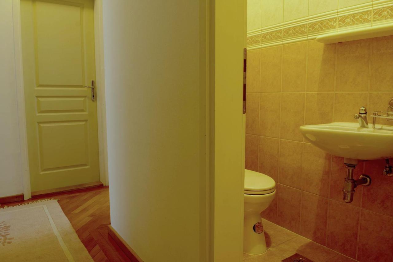Beautiful Duplex In Heart Of Old Town - Free Parking Apartment Сараево Екстериор снимка