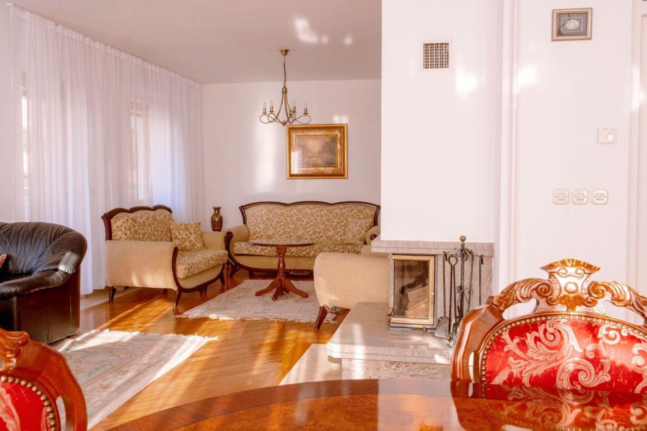 Beautiful Duplex In Heart Of Old Town - Free Parking Apartment Сараево Екстериор снимка