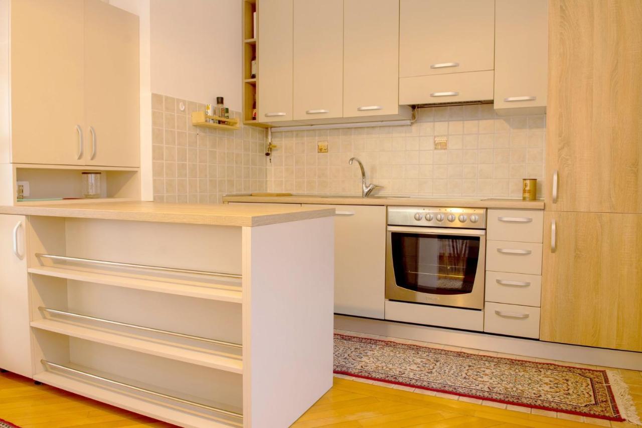 Beautiful Duplex In Heart Of Old Town - Free Parking Apartment Сараево Екстериор снимка